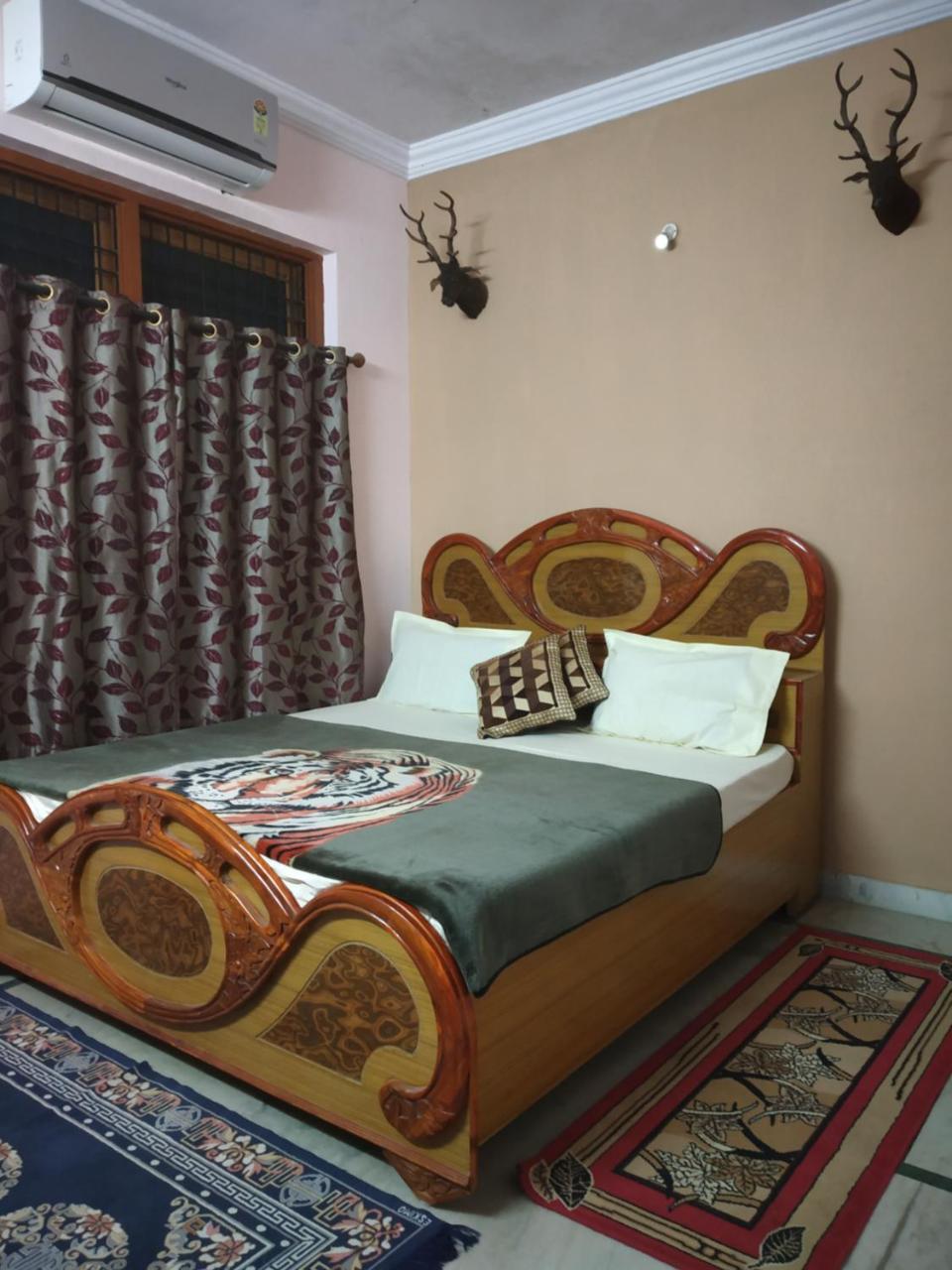 Pratibha Home Stay Jabalpur Exterior foto